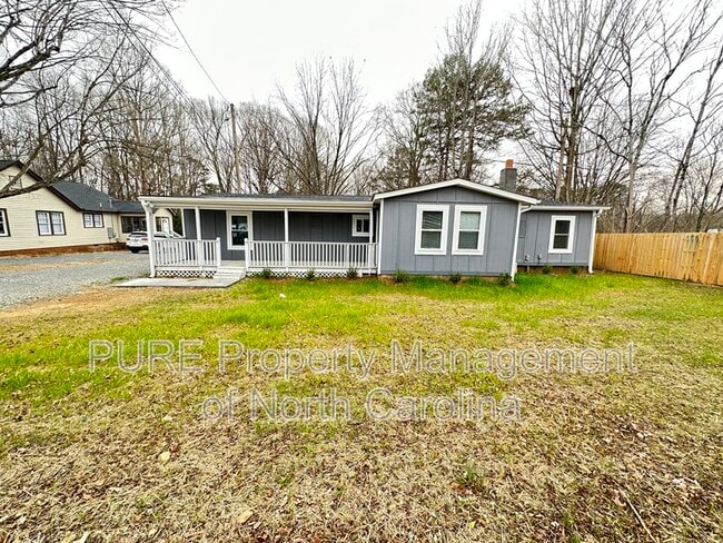 Photo - 3345 E Ridge Rd House