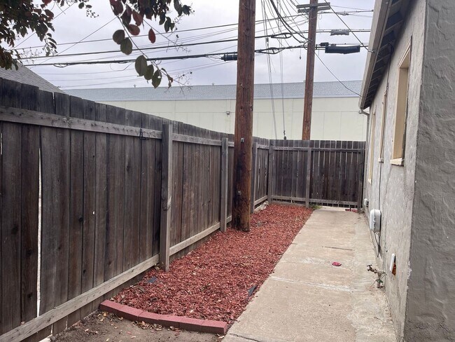 Photo - 802 S Stockton St