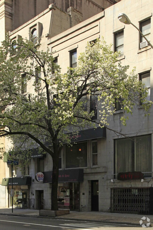 Photo - 166 Lexington Ave