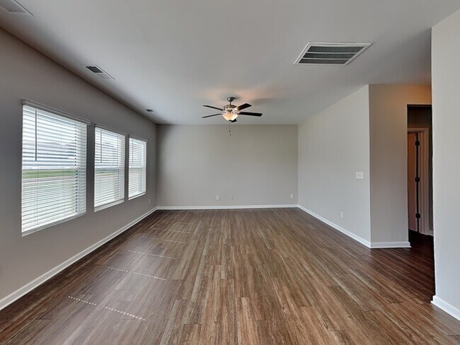 Photo - 712 Pointe Andrews Drive