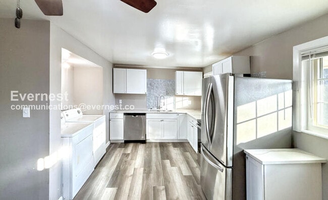 Photo - 3523 Roswell Dr