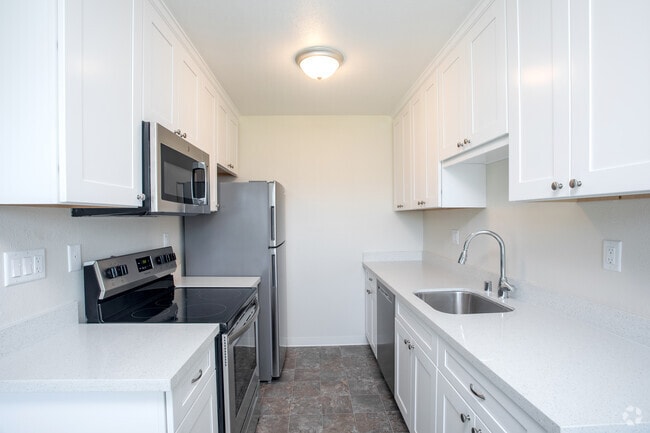 Mathilda Garden Apartments