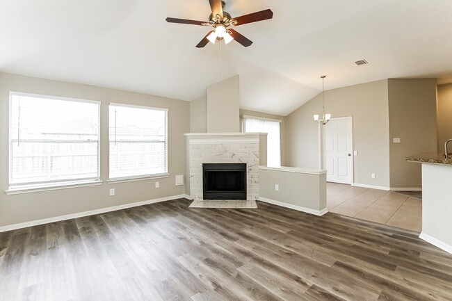 Photo - 4305 Kingfish Dr