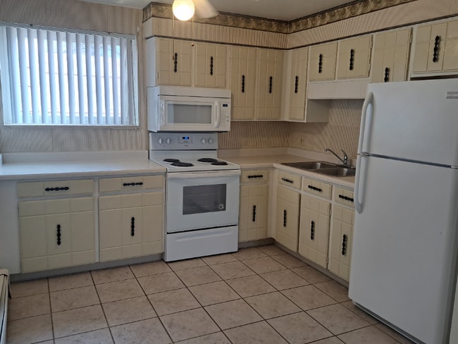 Photo - 1447 Nokomis Dr Unidad 3