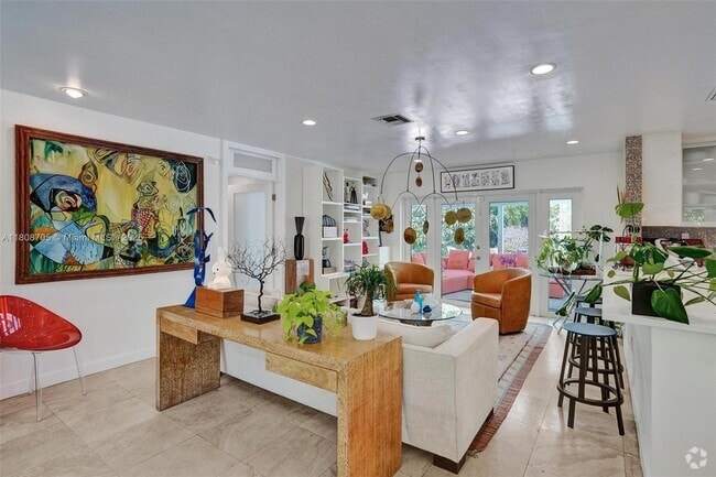 Building Photo - 13120 SW 82nd Ct Rental