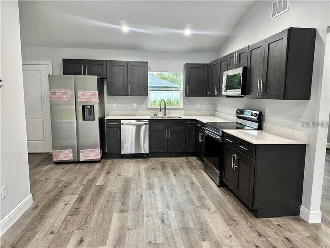 Photo - AWESOME NEW HOUSE WITH AN AMAZING KITCHEN