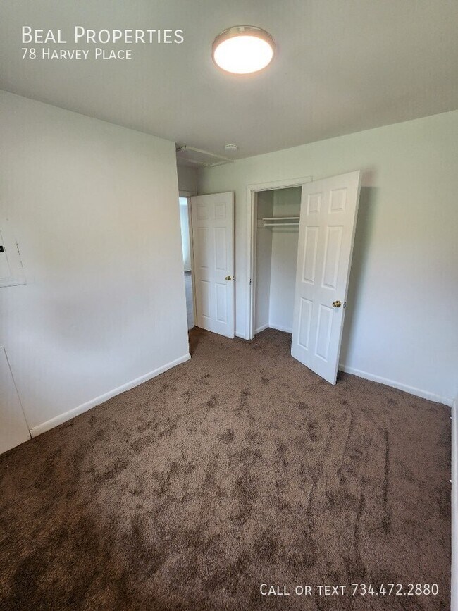 Photo - 78 Harvey Pl