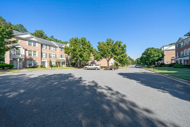 Photo - 3305 Chastain Gardens Dr NW