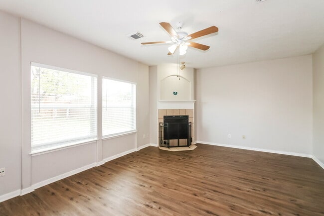 Photo - 12230 Heritage Grove Dr