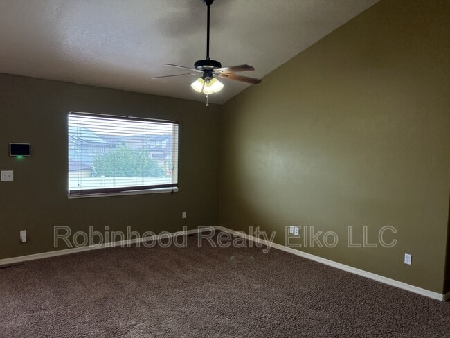 Photo - 214 Brookwood Dr