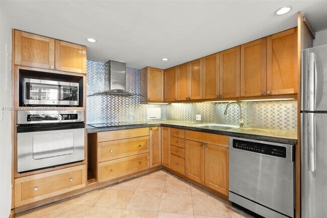 Photo - 11 Island Ave Unit 2009