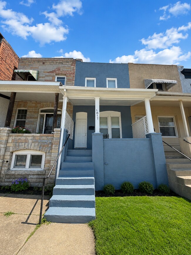 Building Photo - Charming Baltimore Rowhome with Updated Kitchen, Covered Front Porch & Basement