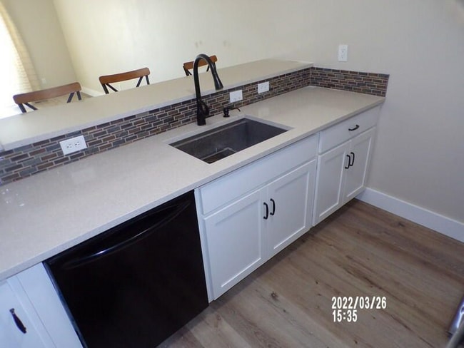 Photo - 18158 Mohawk Dr