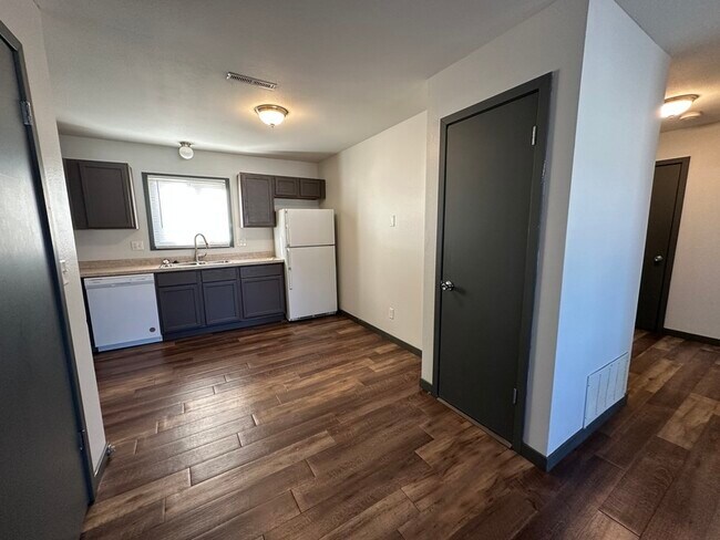 Photo - 4861 Tama St SE Unit 4