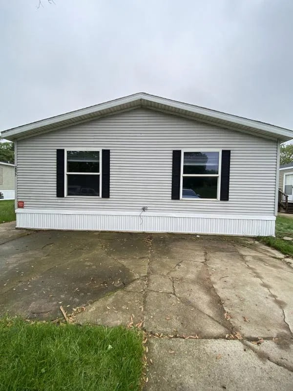 Photo - 1435 N Milford Rd House