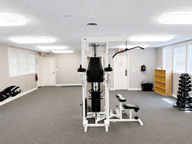 Resident Fitness Center at Sunset Ridge - Sunset Ridge Townhomes