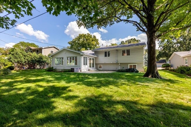 Photo - 1009 Douglas Ave