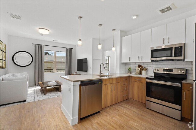 Building Photo - 1 N Main St Unit 205 Rental