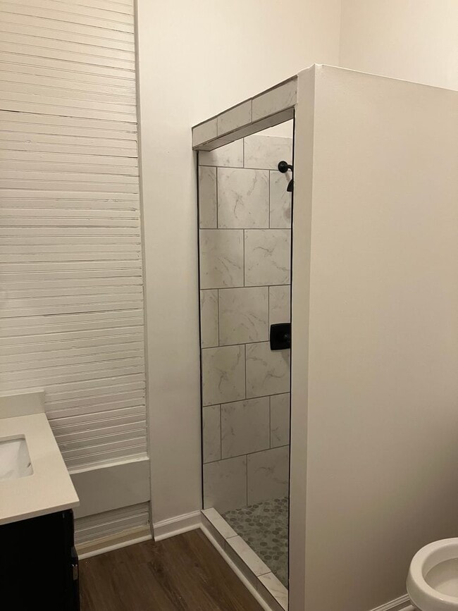 Photo - 111 N Spring St