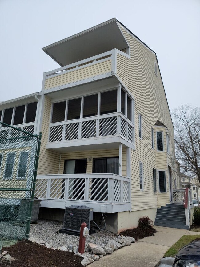 Possum Trot NMB Golf and Tennis Condo For Rent in North Myrtle Beach