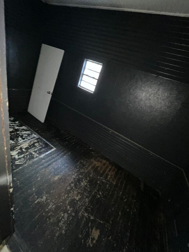 Photo - 6407 Henderson Ave