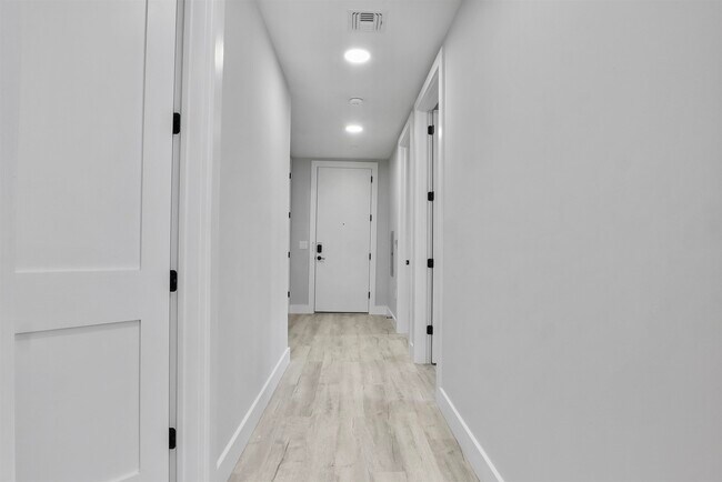 Photo - 187 Culver Ave Unit 407