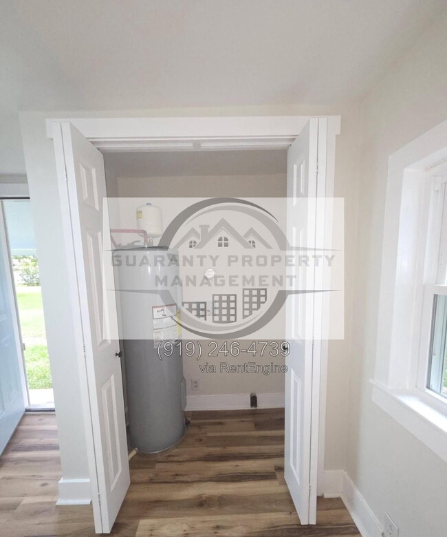 Photo - 404 E Elizabeth St