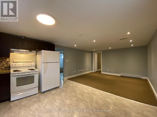 Photo - 81 Parkway Crescent