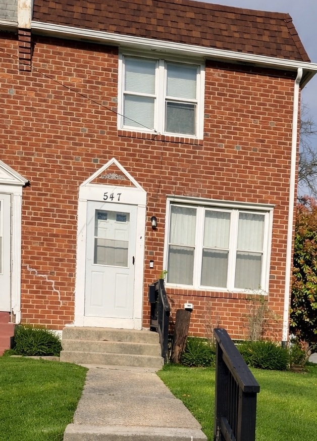 Building Photo - 547 Eastlawn Ave