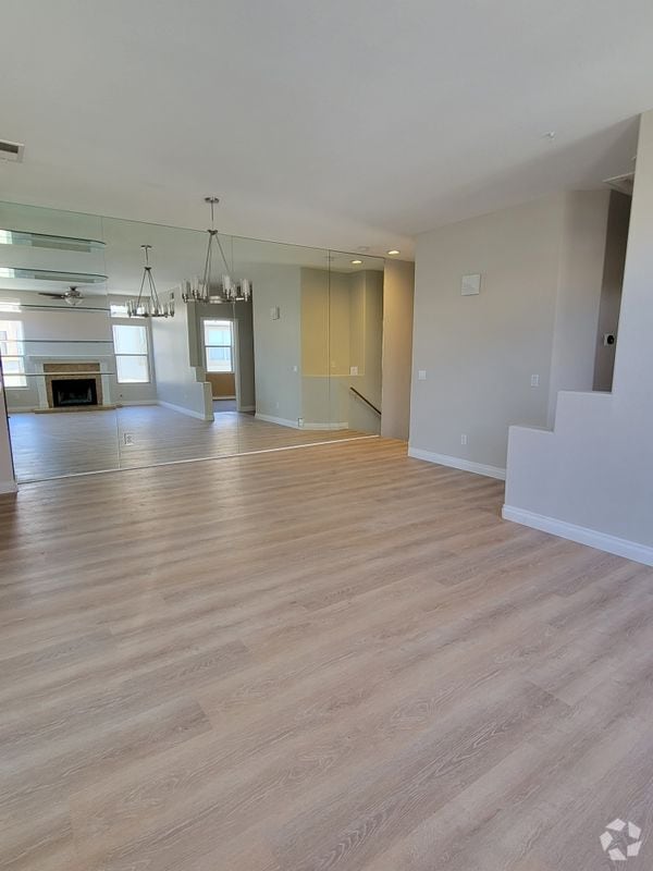 Building Photo - 28364 Boulder Dr Rental