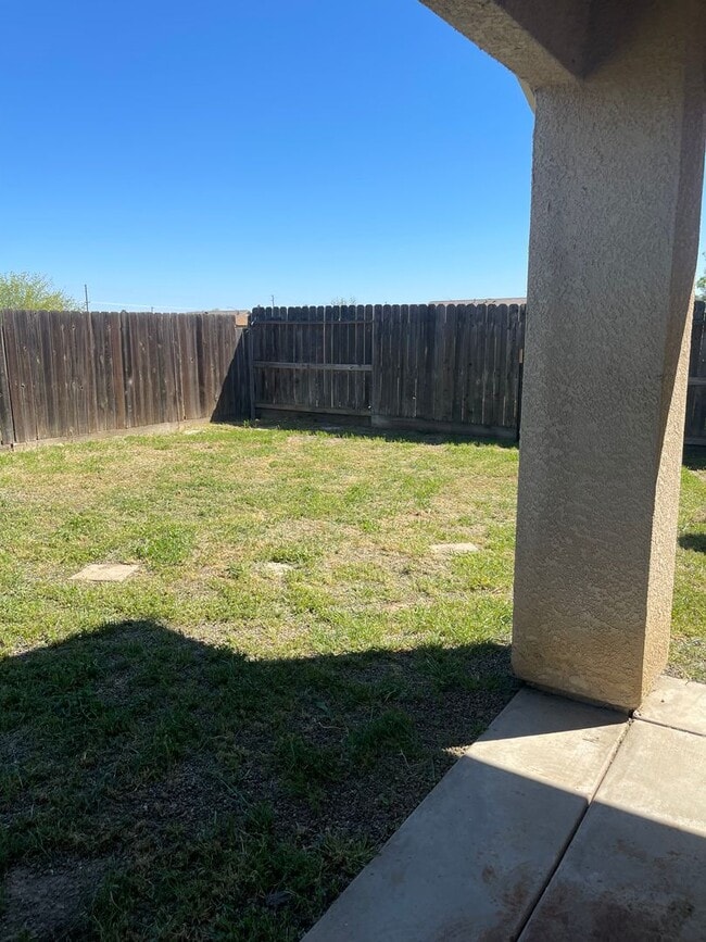 Photo - MOVE-IN READY – THIS ONE WILL GO FAST!