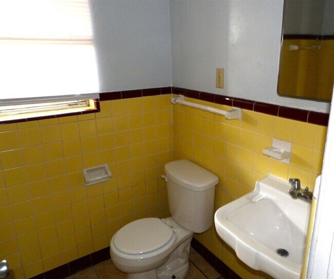 Photo - 2351 NW Bell Ave