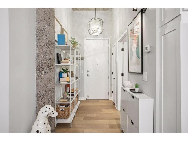 Photo - 521 S 7th St Unit 203