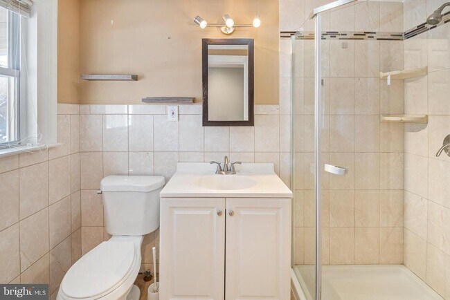 Photo - 726 Indiana Ave