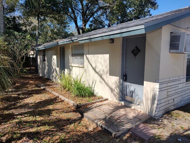 Cute and Affordable 1 bedroom Apartment - Cute and Affordable 1 bedroom Apartment