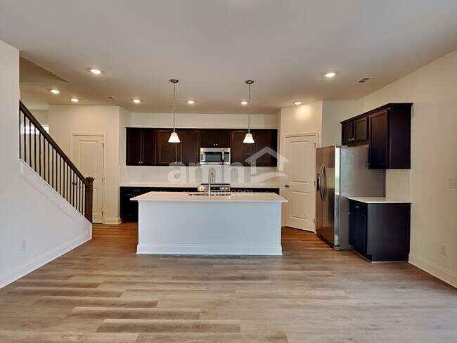 Photo - 5222 Purple Frost