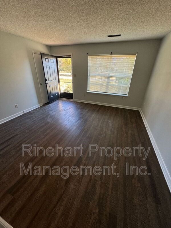 Photo - 784 Grier St