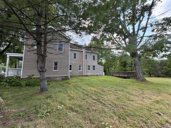 Photo - 1445 Burlingham Rd