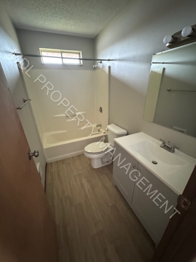 Photo - Thomas White Apartments
