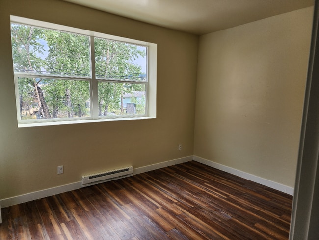 Photo - 311 S Main St Unidad #17