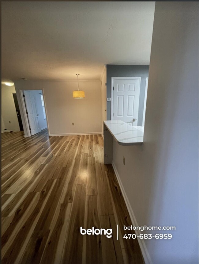 Photo - 512 Bentley Pl