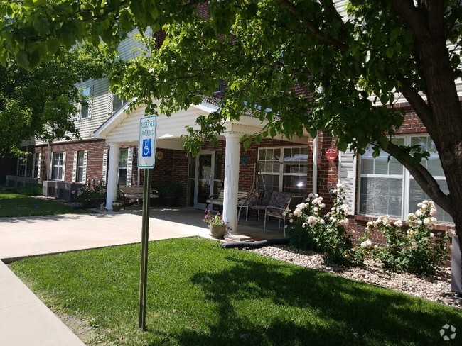 Building Photo - Wyndam Place Senior Residence - Hays Rental