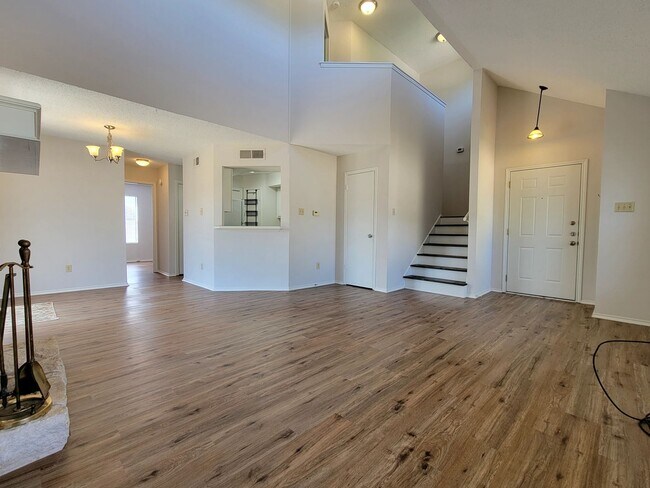 Photo - Horseshoe Cir, 1760 Unit 1758