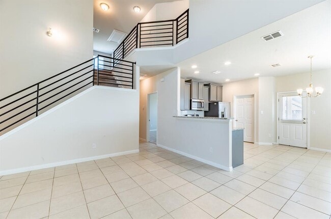 Photo - 117 Manatee Ln