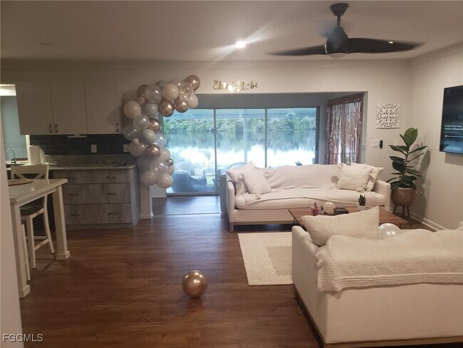 2111 Waylife Ct
