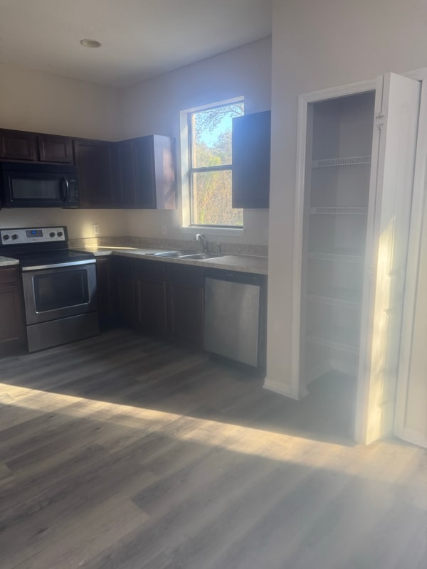 Photo - 1211 Chervil Dr