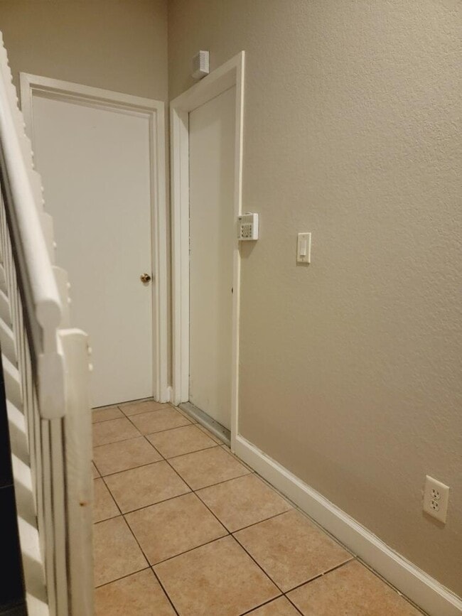 Photo - 3503 Shoma Dr