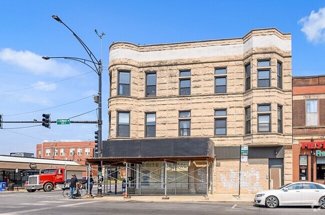 Building Photo - 2754 W Cermak Ave. Rental