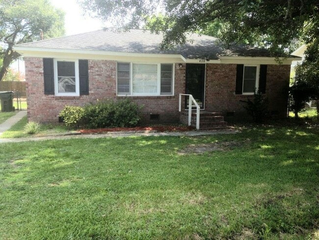 Photo - 420 Sarah Dr House