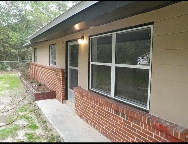 Building Photo - 277 Grandview Ave Rental